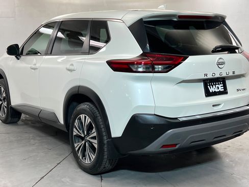 Used 2023 Nissan Rogue SV AWD/4WD image 3