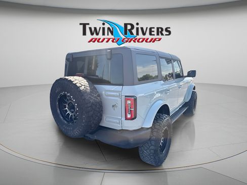 Used 2021 Ford Bronco Outer Banks AWD/4WD image 4