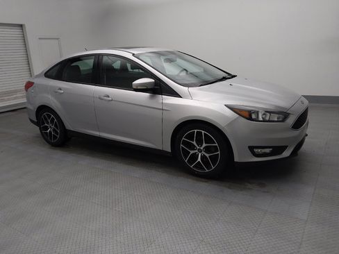 Used 2018 Ford Focus SEL w/ Cold Weather Package image 11