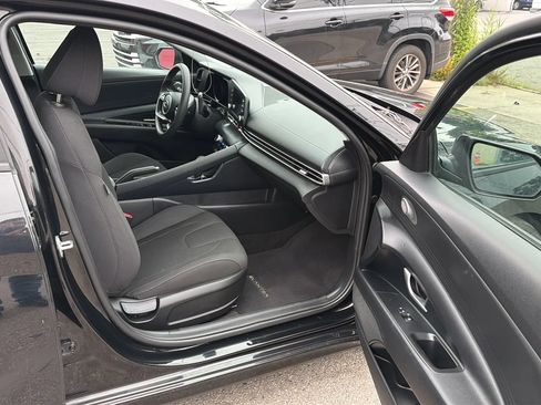 Used 2021 Hyundai Elantra SEL w/ Cargo Package FWD image 25