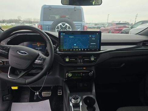 Used 2024 Ford Escape ST-Line w/ Tech Pack #1 image 7