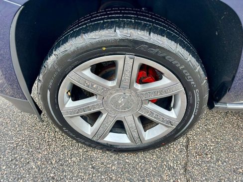 Used 2018 Cadillac Escalade Premium Luxury image 38