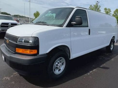 New 2026 Chevrolet Express 2500 Extended w/ Driver Convenience Package RWD image 4