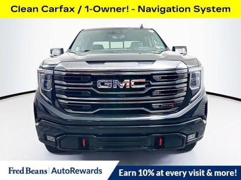 Certified 2022 GMC Sierra 1500 AT4 w/ AT4 Premium Package AWD/4WD image 2