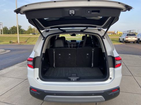 Used 2025 Honda Pilot EX-L image 26