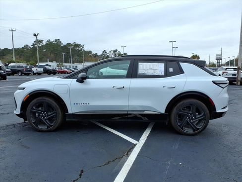 New 2026 Chevrolet Equinox EV RS image 6