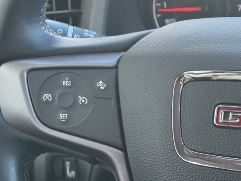 Used 2023 GMC Acadia AT4 image 14