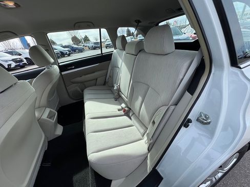 Used 2013 Subaru Outback 2.5i image 32