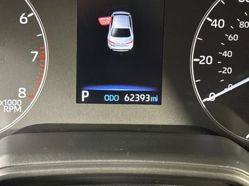 Used 2024 Toyota Corolla LE image 20