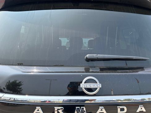 Used 2024 Nissan Armada SV AWD/4WD image 11