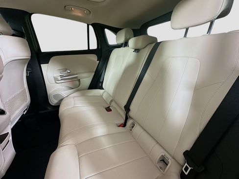 Certified 2023 Mercedes-Benz GLA 250 4MATIC image 31