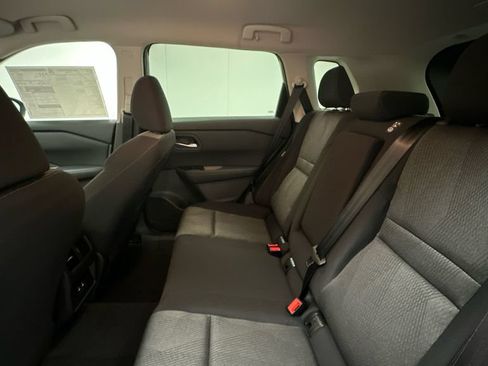 New 2026 Nissan Rogue SV AWD/4WD image 10
