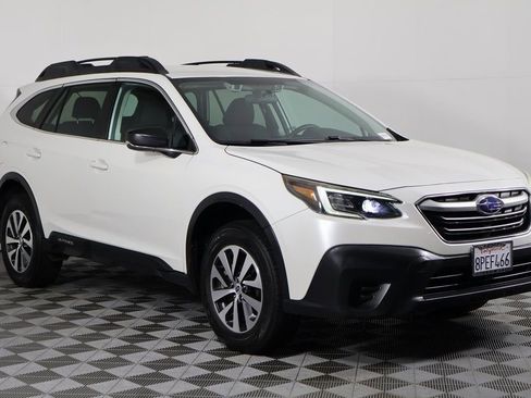 Used 2020 Subaru Outback 2.5i image 3