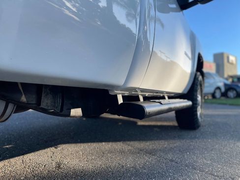 Used 2011 Chevrolet Silverado 2500 W/T image 35