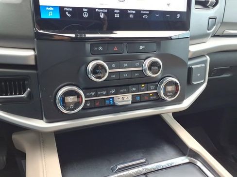 Certified 2023 Ford Expedition XLT RWD image 21