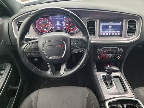 Used 2022 Dodge Charger SXT RWD image 22