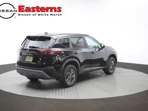 Used 2023 Nissan Rogue S AWD/4WD image 35
