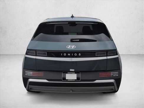 New 2026 Hyundai Ioniq 5 SE image 8