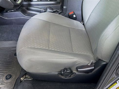 Used 2022 Toyota Tacoma SR image 21