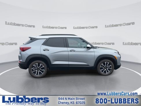Used 2023 Chevrolet TrailBlazer ACTIV FWD image 9