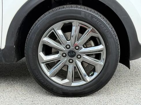 Certified 2022 Kia Sportage Nightfall Edition w/ Nighfall AWD Premium Package image 10