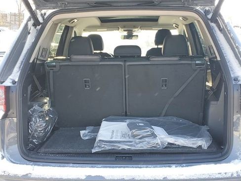 New 2026 Volkswagen Atlas SEL image 8