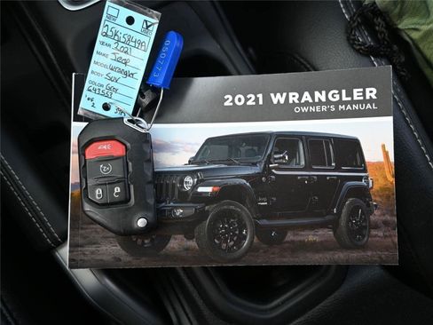 Used 2021 Jeep Wrangler Unlimited Sahara w/ Cold Weather Group image 30