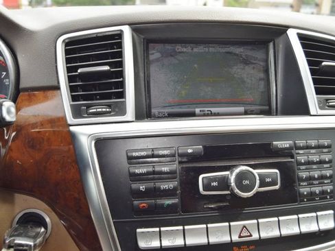 Used 2013 Mercedes-Benz ML 350 4MATIC image 26