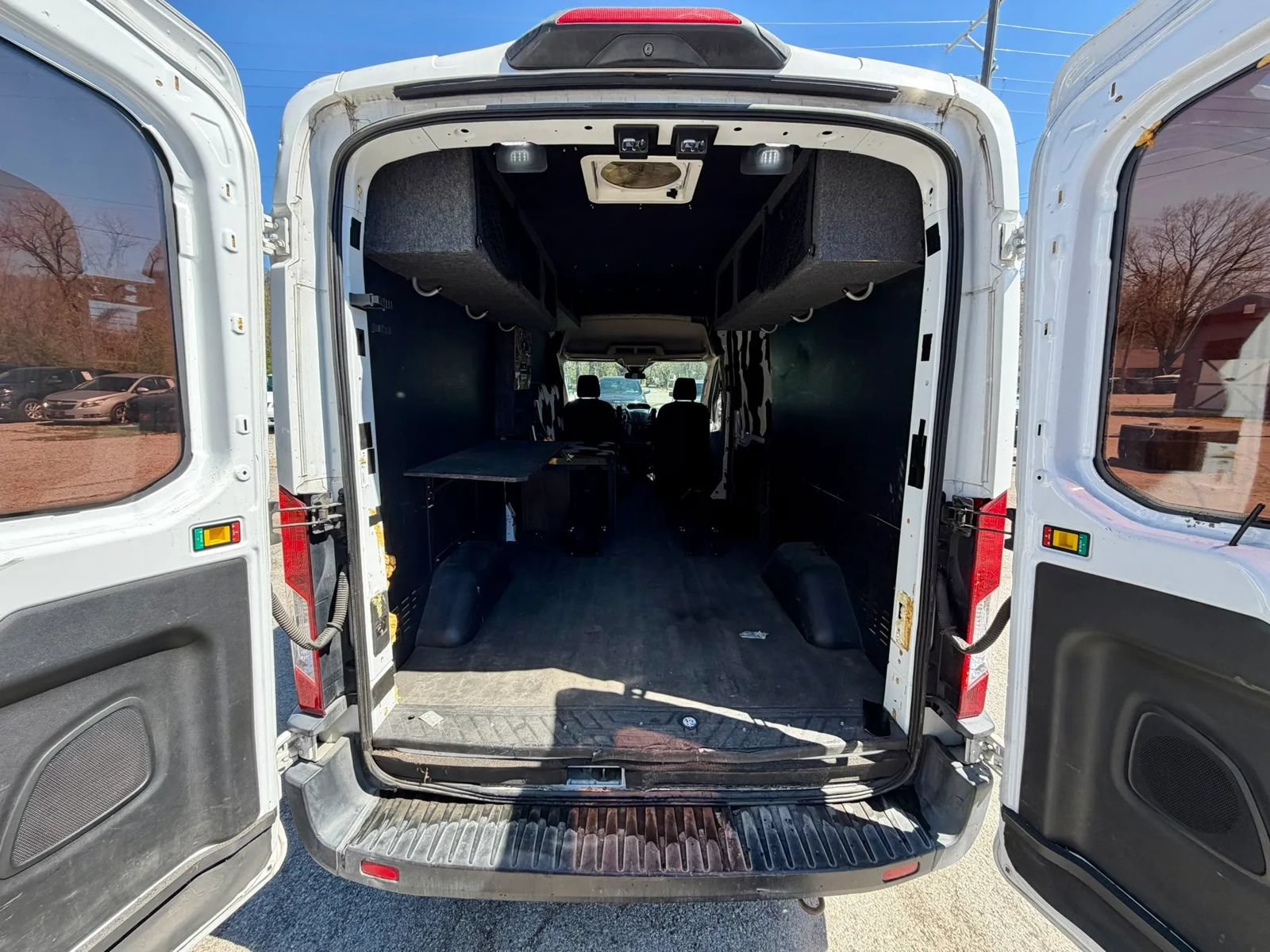 Used 2019 Ford Transit 250 148 Medium Roof w/ Interior Upgrade Package RWD image 10