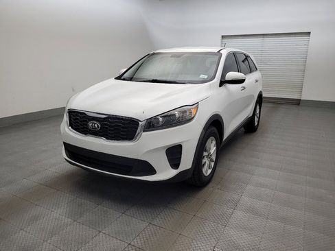 Used 2020 Kia Sorento LX FWD image 3