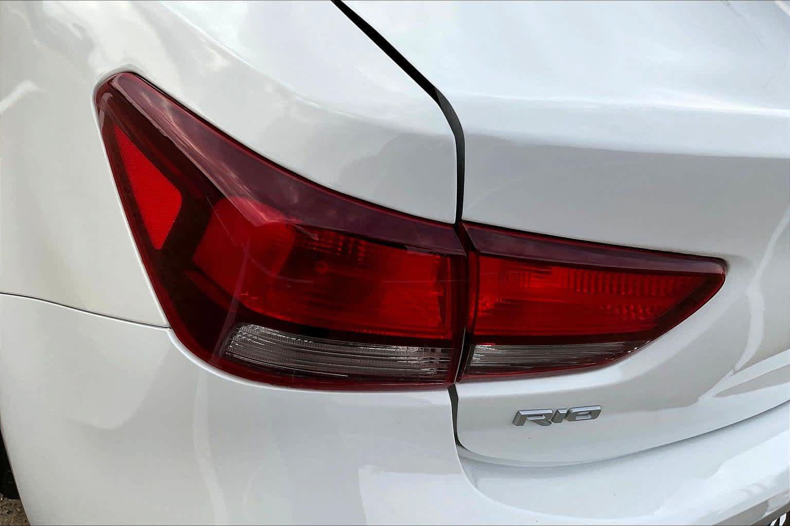 Certified 2022 Kia Rio S FWD image 30
