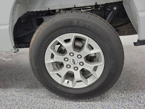 Used 2023 Ford F150 XLT AWD/4WD image 5