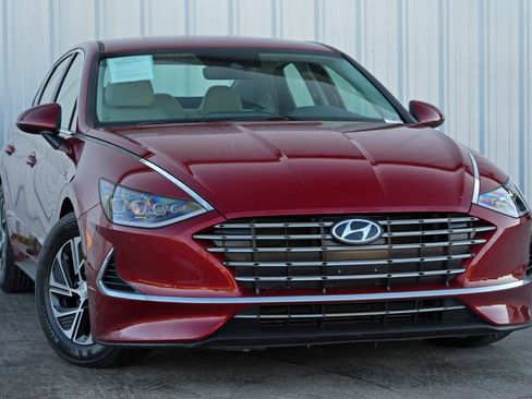 Used 2023 Hyundai Sonata Blue image 2