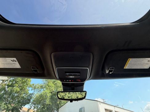 New 2026 GMC Acadia Denali Ultimate AWD/4WD image 24