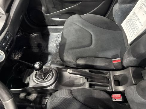 Used 2009 Honda Fit Sport image 98