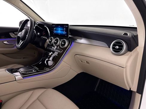 Used 2021 Mercedes-Benz GLC 300 image 13