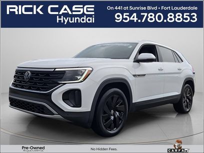 Used 2024 Volkswagen Atlas Cross Sport SE w/ Panoramic Sunroof Package