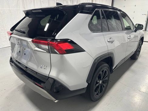 Used 2025 Toyota RAV4 XSE w/ Weather Package AWD/4WD image 7