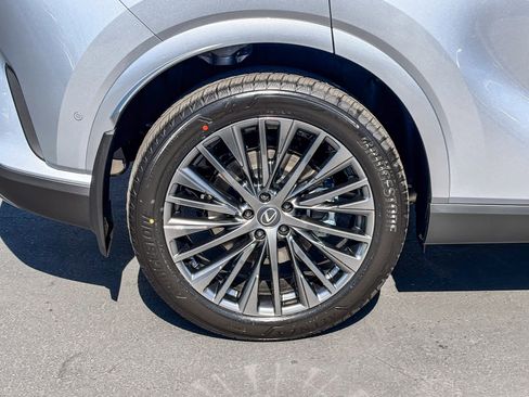 New 2026 Lexus RX 450h Luxury image 10