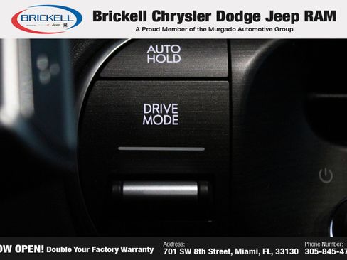 Used 2026 Hyundai Palisade SEL FWD image 32