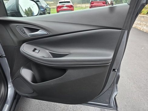 Used 2021 Buick Encore GX Select image 24