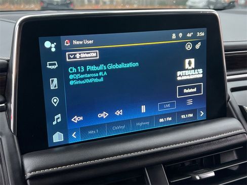 Used 2023 Chevrolet Suburban Premier image 19