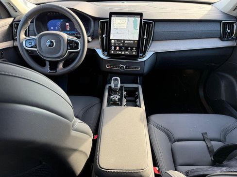 New 2026 Volvo XC90 T8 Plus image 6