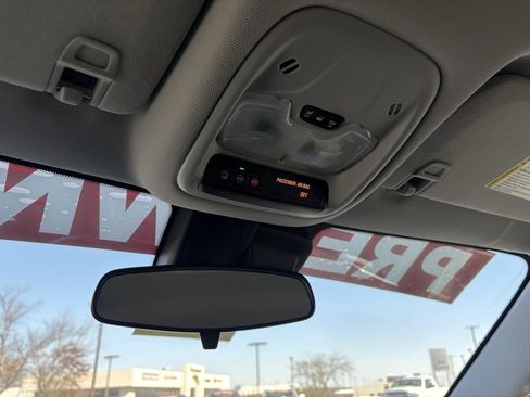 Used 2023 Chevrolet TrailBlazer LT image 21