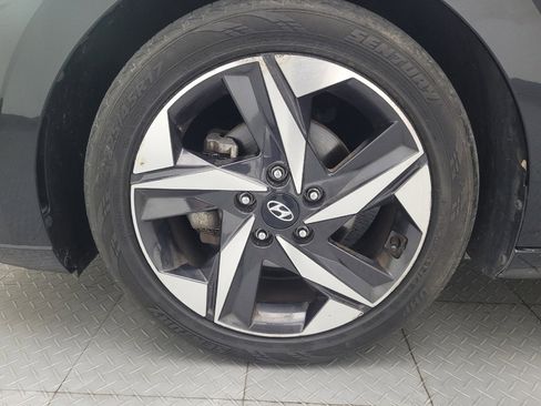 Used 2021 Hyundai Elantra SEL w/ Convenience + Premium Package FWD image 31