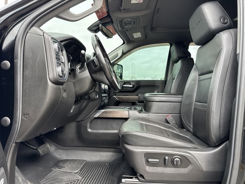 Used 2022 GMC Sierra 2500 Denali w/ Denali Ultimate Package AWD/4WD image 16