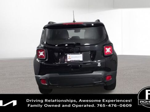 Used 2023 Jeep Renegade Altitude w/ Sun/Sound Group image 10