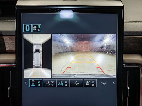Used 2026 GMC Yukon Denali Ultimate w/ LPO, Illumination Package AWD/4WD image 20