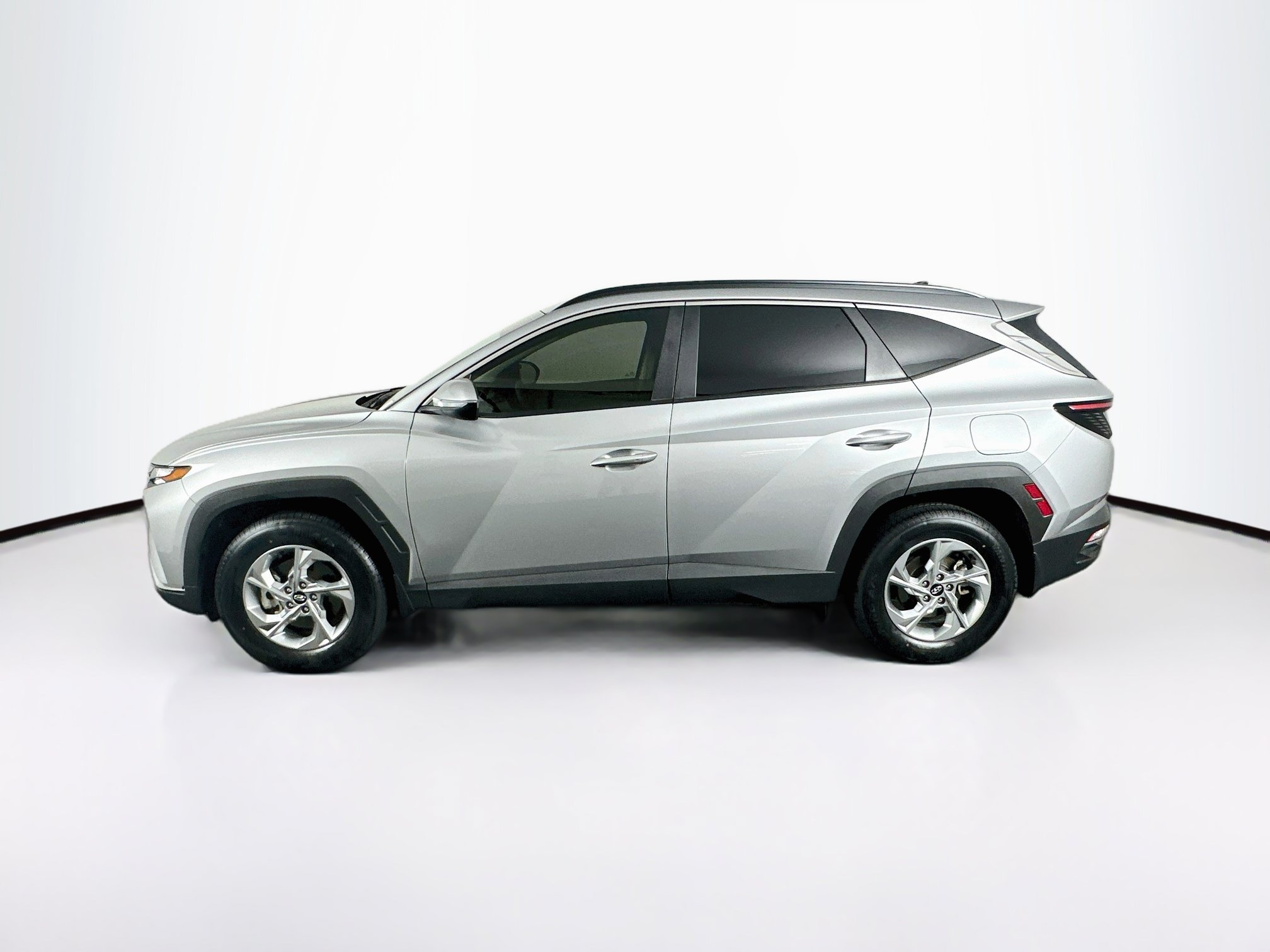 Used 2023 Hyundai Tucson SEL AWD/4WD image 4