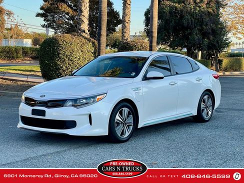 Used 2017 Kia Optima EX image 24
